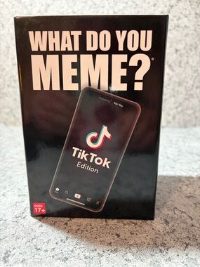 What Do You Meme? TikTok Edition
Adult Party Game NIB NWT